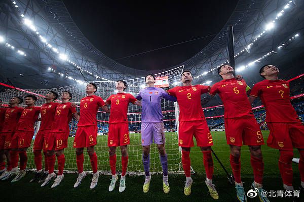 萧家其他几口人也是激动不已，如此一来，萧家就已经彻底翻身了。